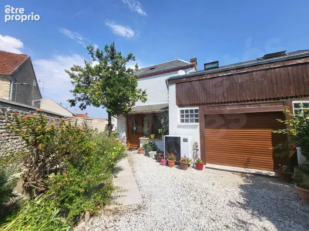 Maison en pierre 3 chambres, cour, garage - photo 17