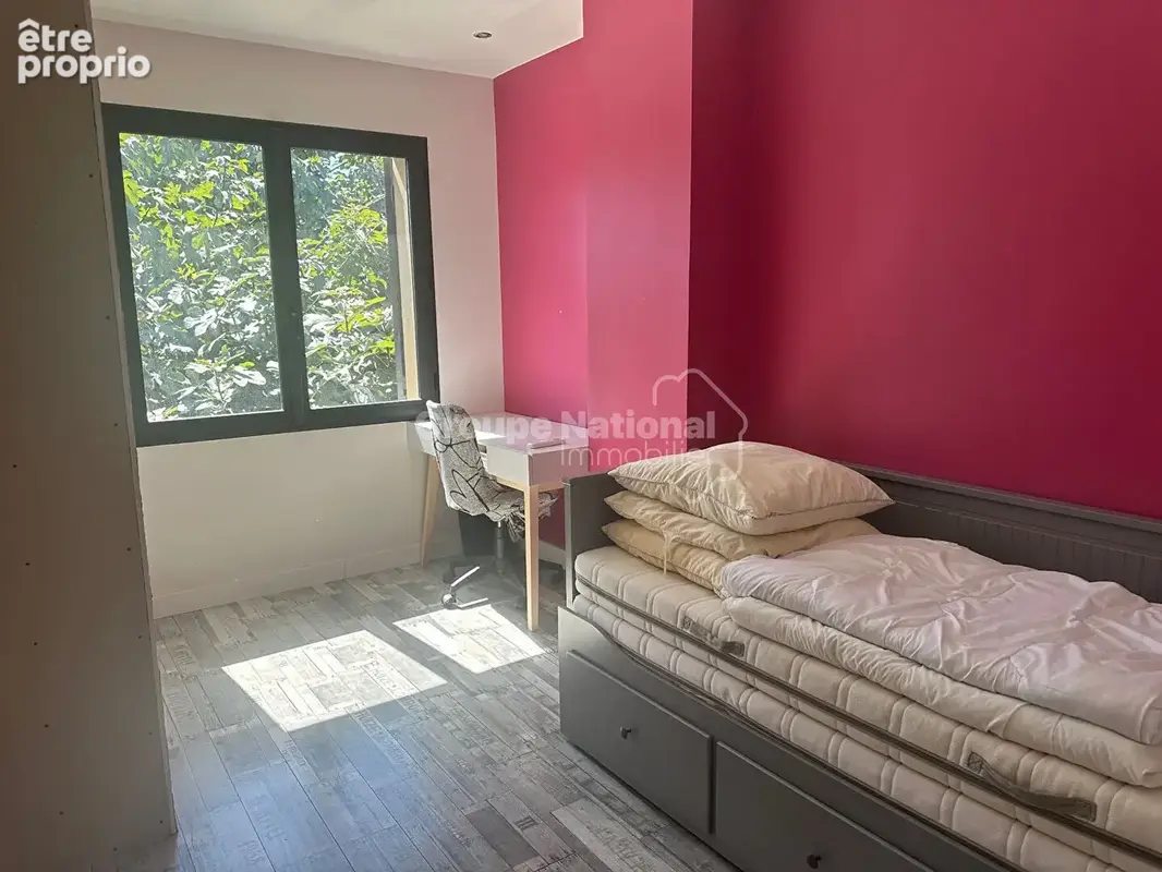 A vendre Arles villa 6 pièces - photo 6
