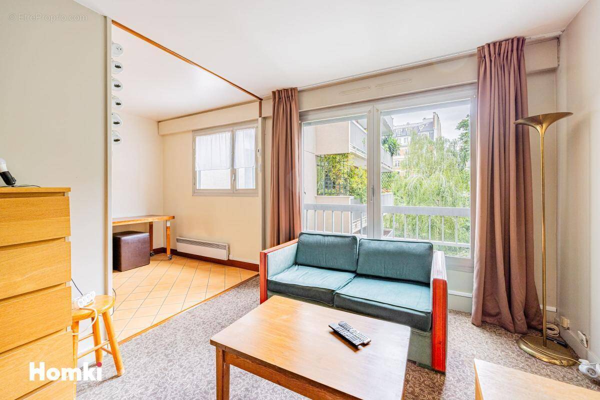 Appartement à PARIS-9E