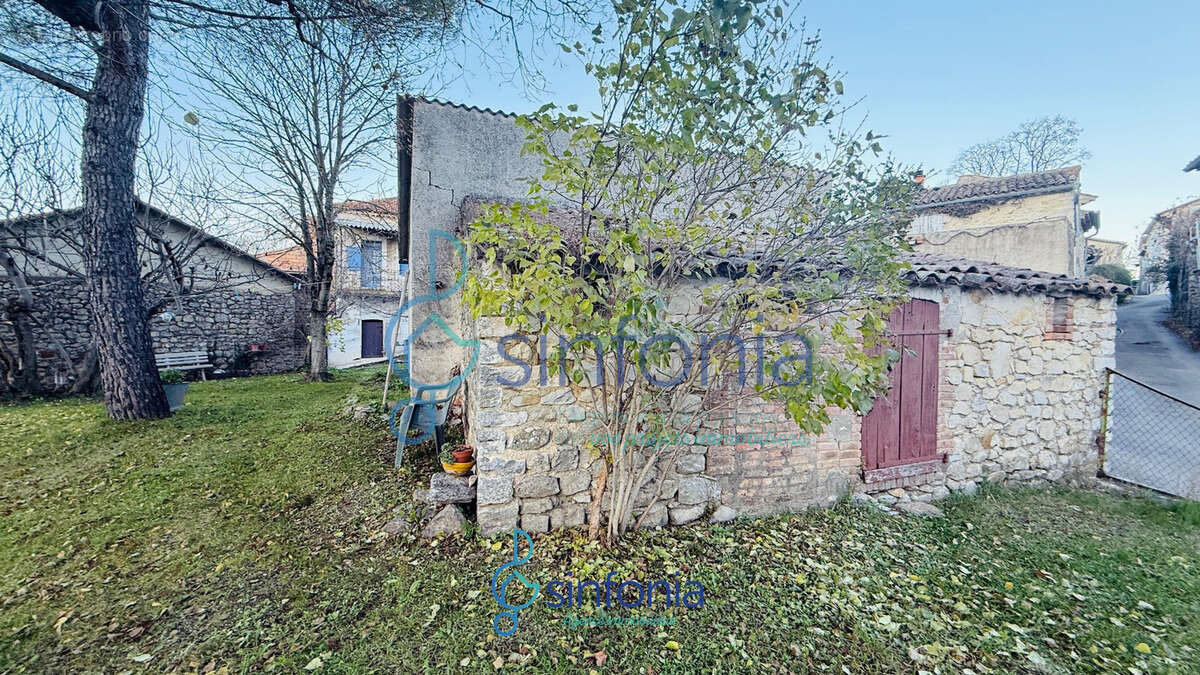 Maison à BOUQUET