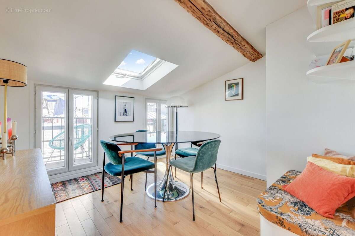 Appartement à PARIS-11E