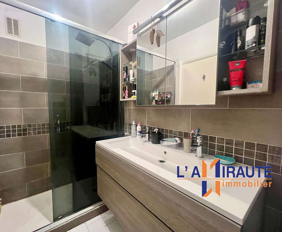 Appartement à HOUILLES