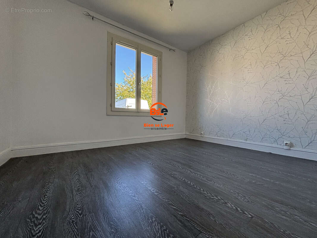 MAISON PLAIN-PIED 2 CHAMBRES TERRAIN PONT DU CHATEAU AGENCE BSLE  - Maison à PONT-DU-CHATEAU