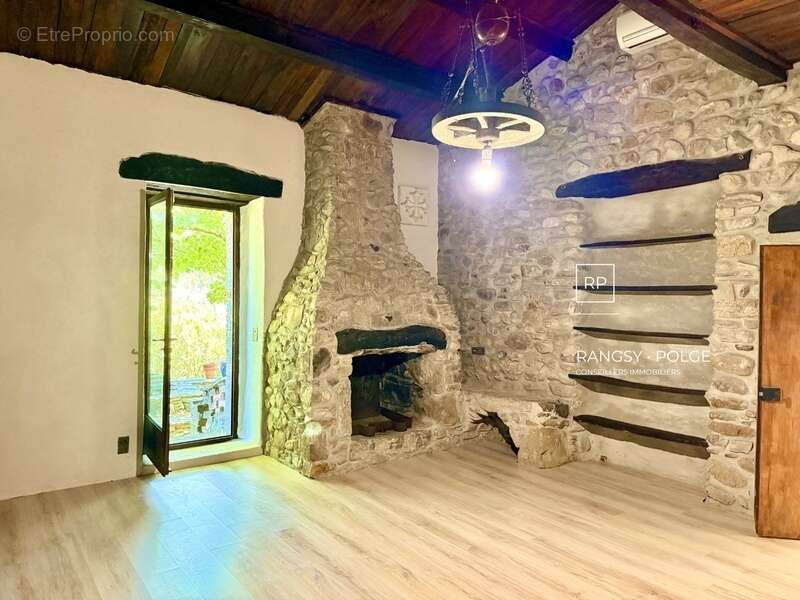 Maison à vendre 8 pièces MOLIERES SUR CEZE (30) - photo 6