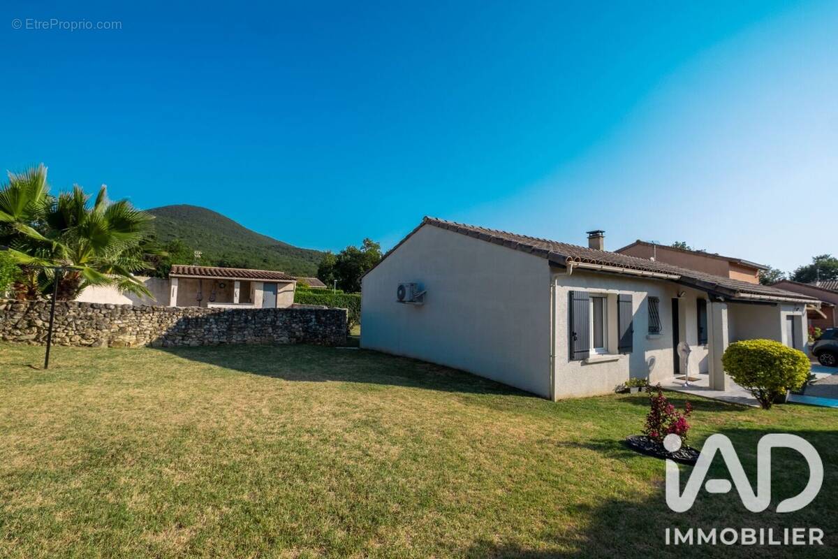 Photo 1 - Maison à LES TOURRETTES