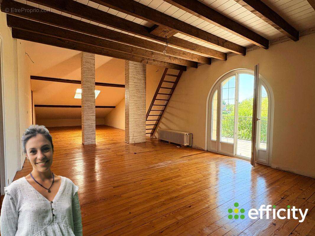 Maison 8 pièces 306 m² à vendre à Saint-Just-Saint-Rambert (42170) - photo 13