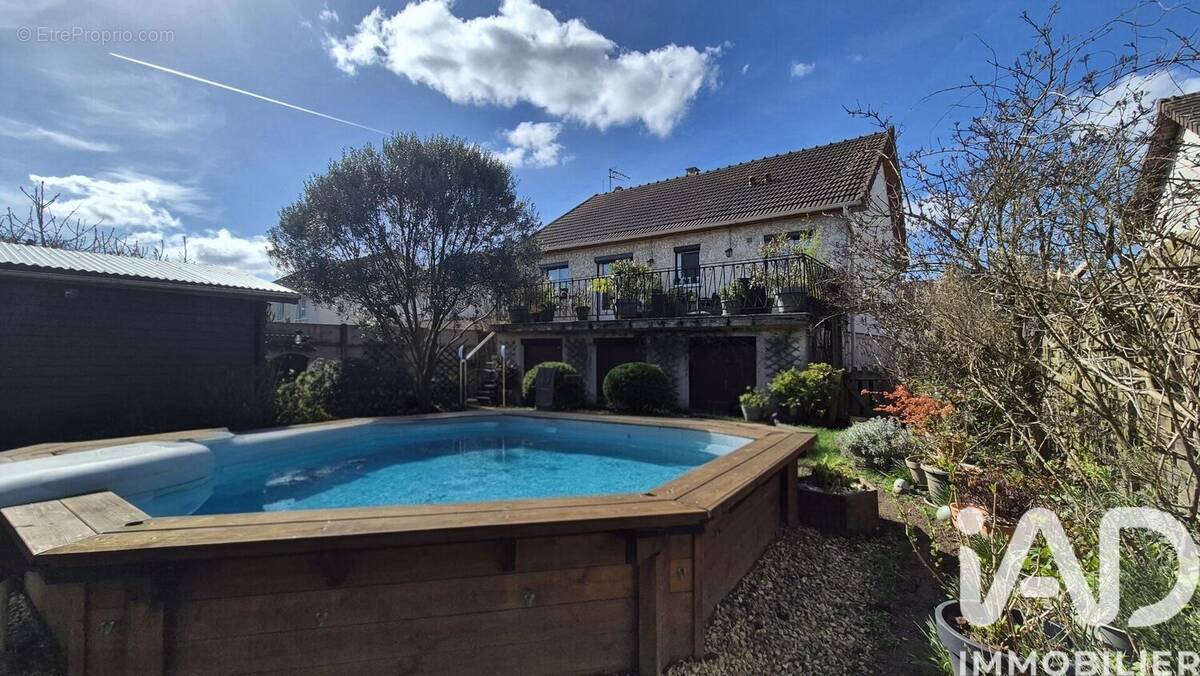 Photo 1 - Maison à ROISSY-EN-BRIE
