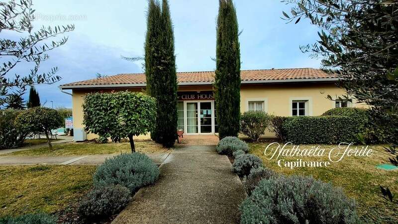Maison à LES MEES