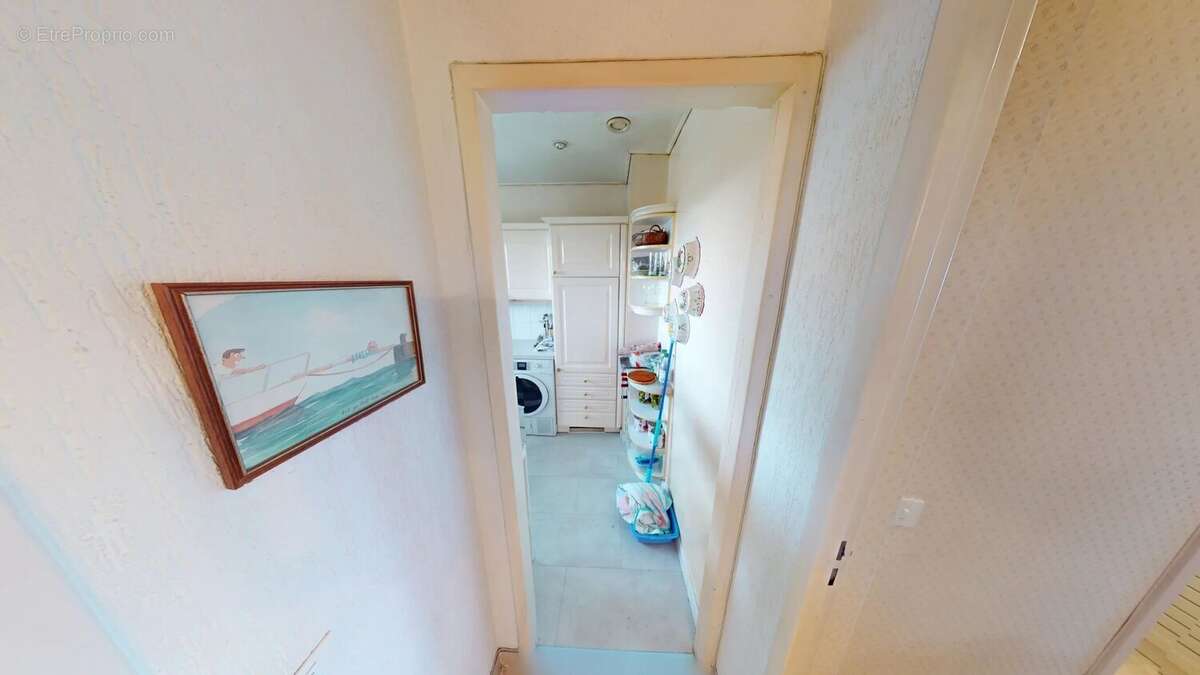 Appartement à VILLENEUVE-LOUBET