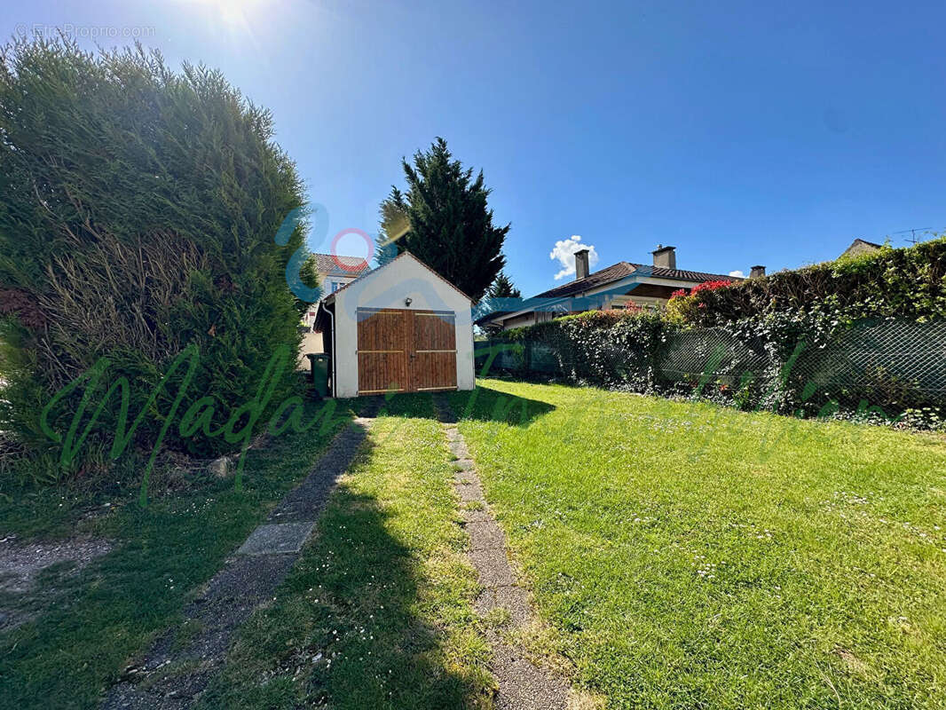 Maison à BONNIERES-SUR-SEINE