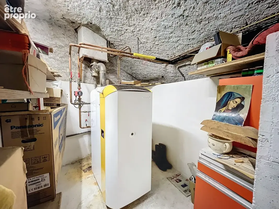 22MN CLERMONT - Maison de village avec grande pièce à vivre - photo 12