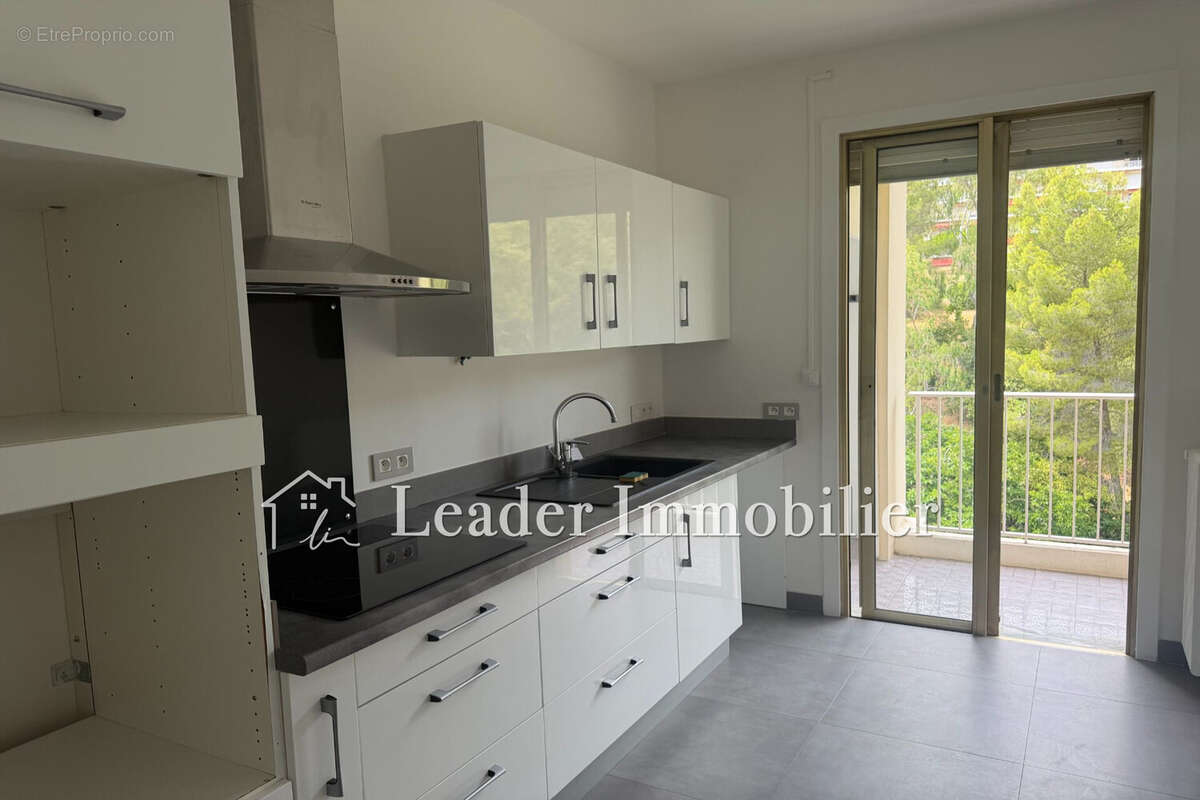 Appartement 74 m² à Cagnes-Sur-Mer  - photo 6