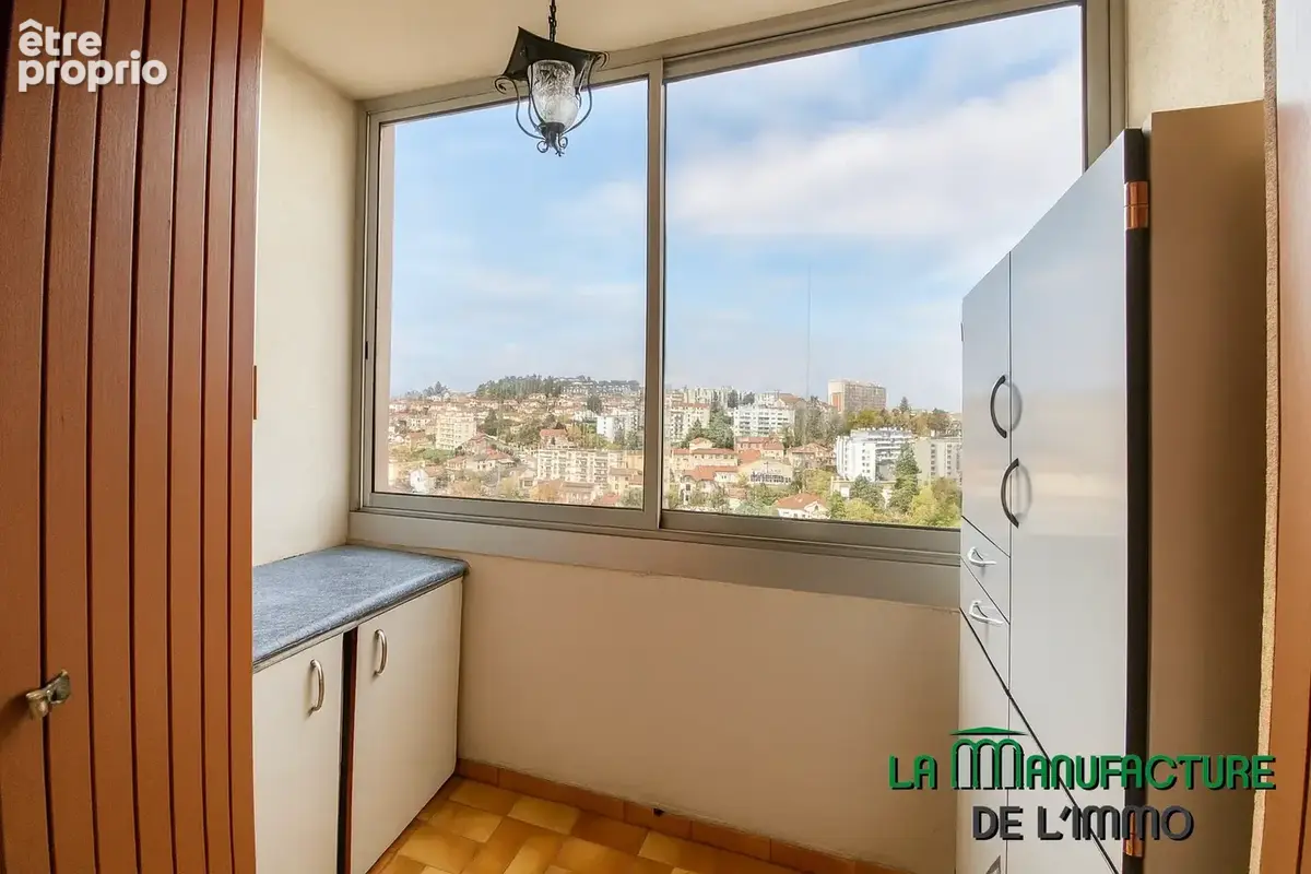 Appartement f3 traversant et lumineux avec balcon / saint-etienne hpl - photo 14