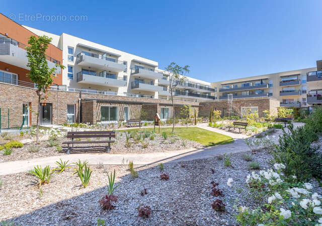 Appartement à ROQUEBRUNE-SUR-ARGENS