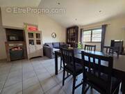 Appartement à VILLENEUVE-LES-AVIGNON