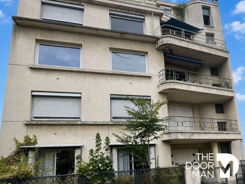 Appartement à VERSAILLES