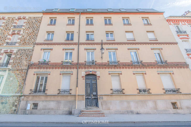 Appartement à PUTEAUX