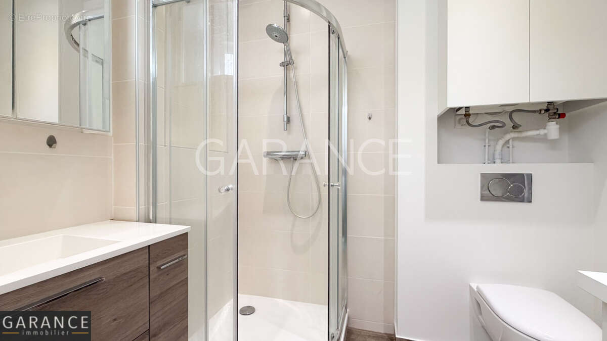 Appartement à PARIS-14E