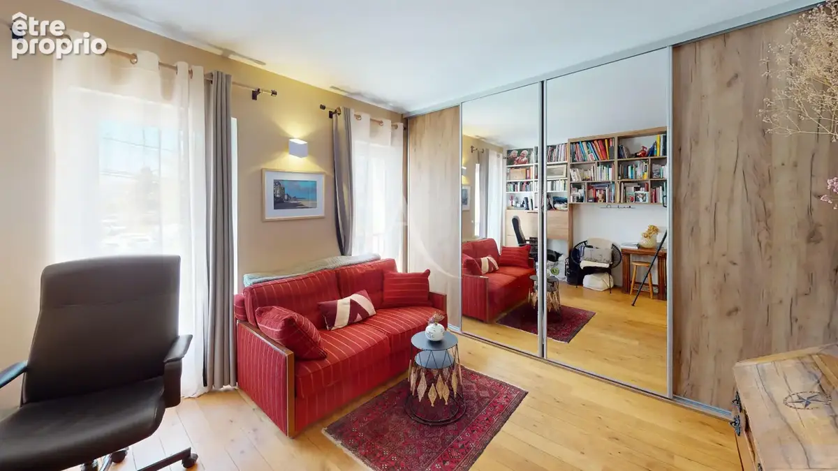 Rueil-Malmaison - Maison familiale 105m² avec 2 terrasses - Proche future ligne 15 (Mt Valérien) - photo 7