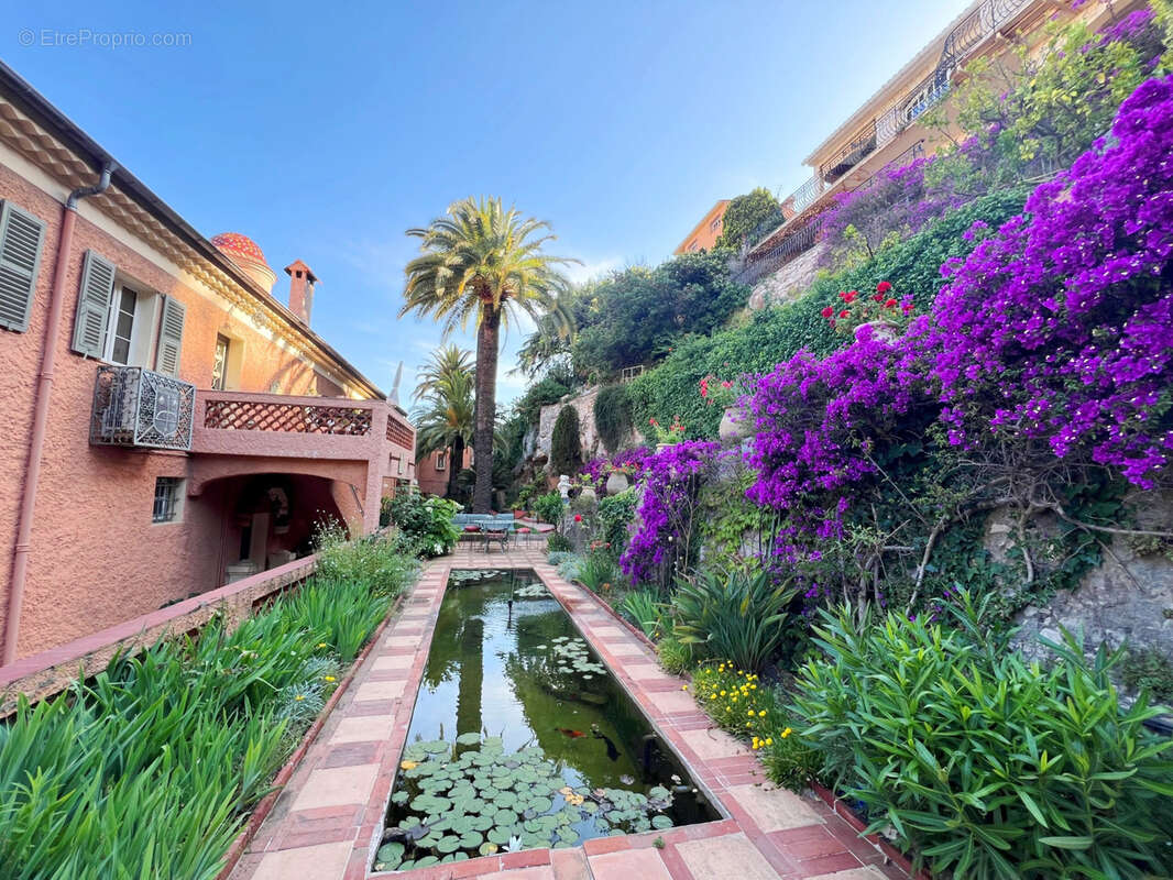 Appartement à VILLEFRANCHE-SUR-MER