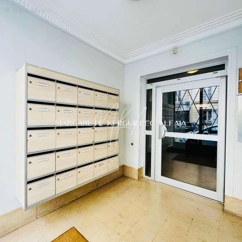 Photo 4 - Appartement à PARIS-17E