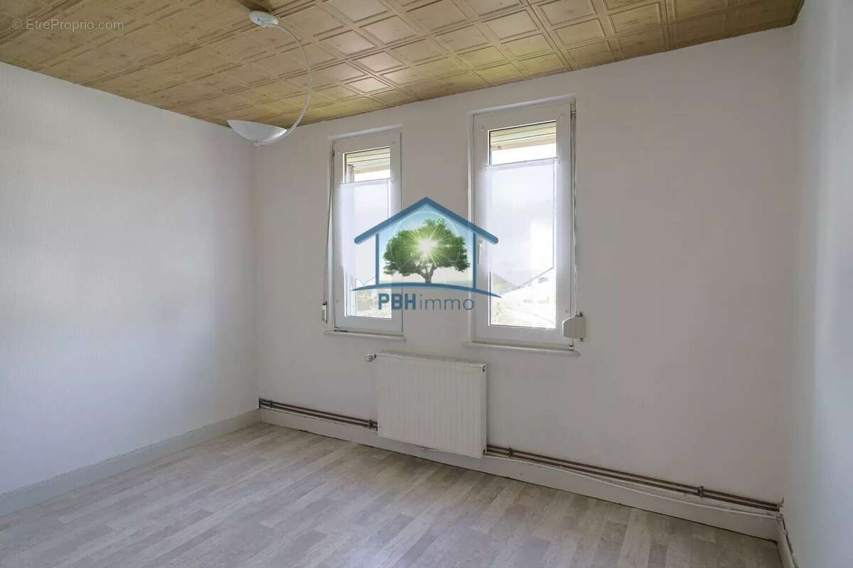 Maison à SOULTZ-SOUS-FORETS