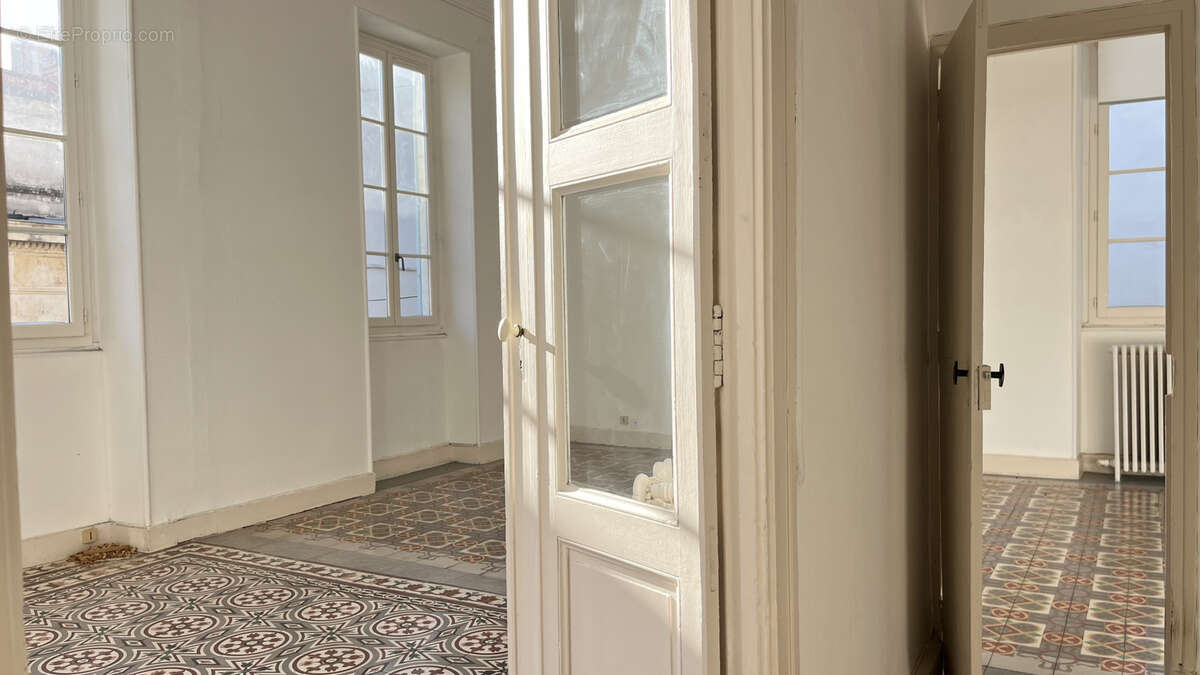 Appartement à NIMES