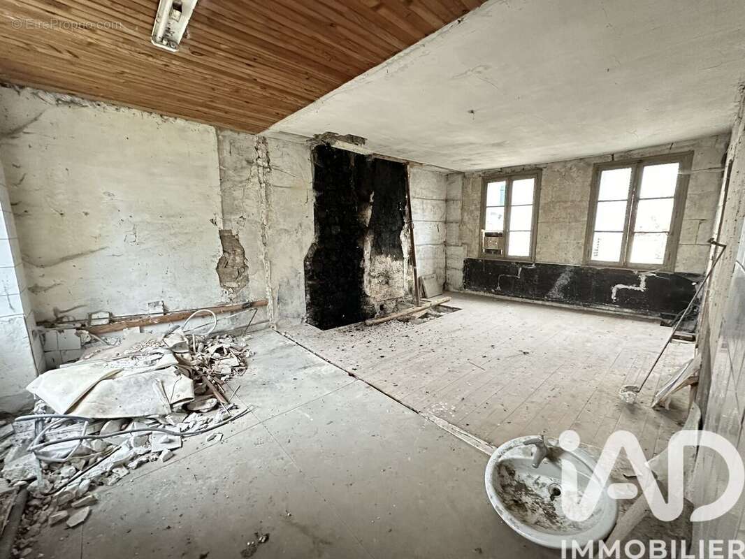 Photo 9 - Maison à ARCY-SAINTE-RESTITUE