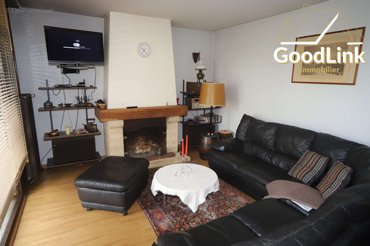 Maison à BOUSSY-SAINT-ANTOINE