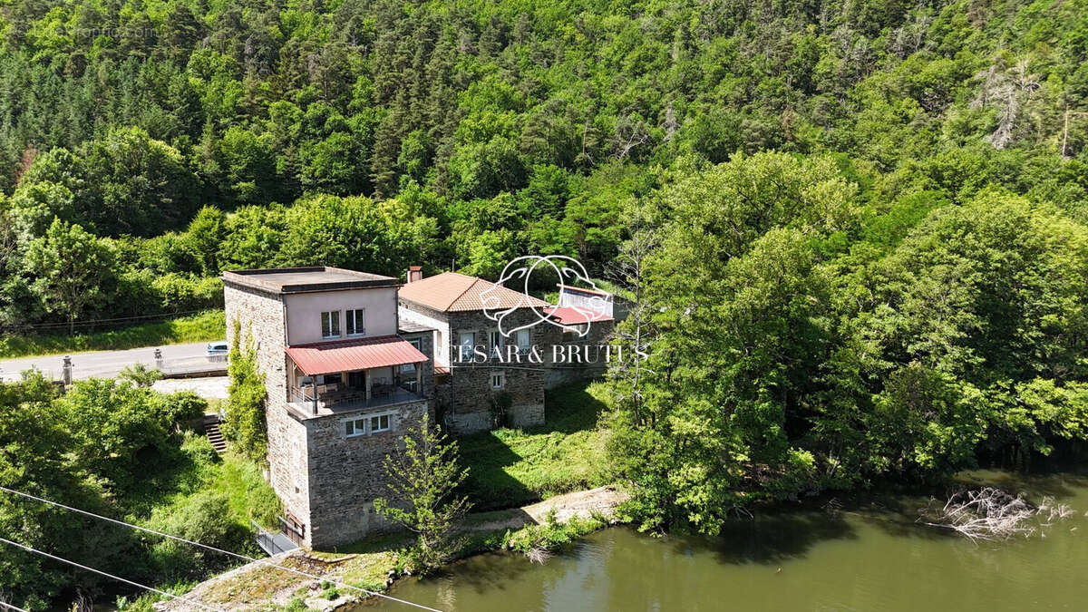 Maison 343 m² à Saint-Vincent  - photo 2