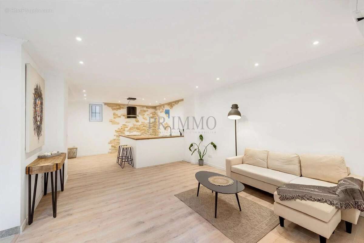 Appartement à FREJUS