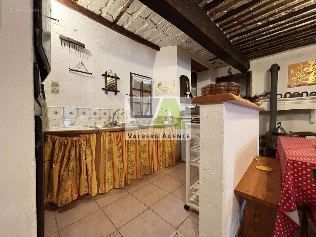 Appartement à PEONE