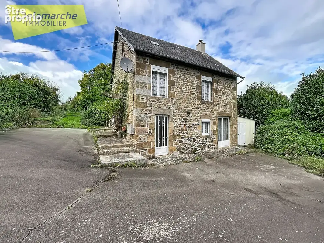 Maison Saint Jean De La Haize maison 2 pièce(s),  76,92m², 9263m² de terrain - photo 1