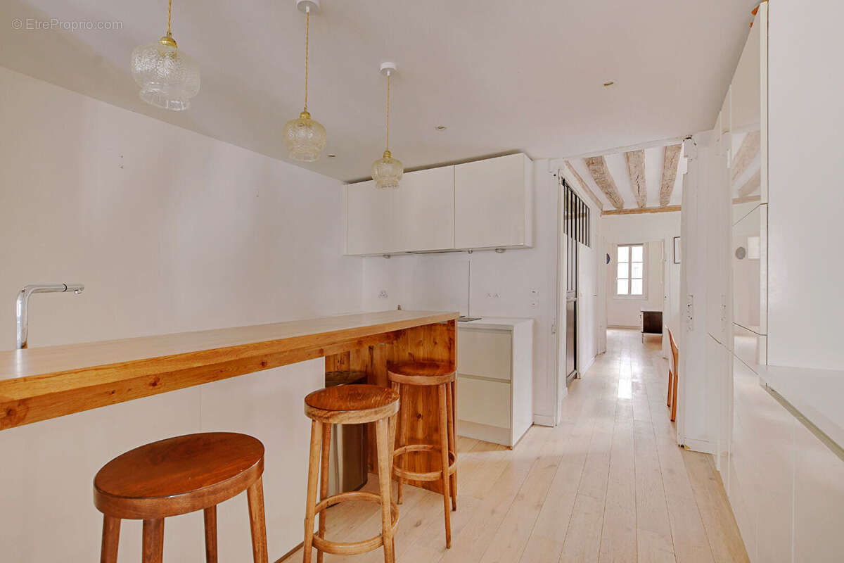 Appartement à PARIS-2E