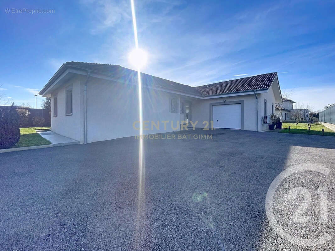 Maison à CESSIEU