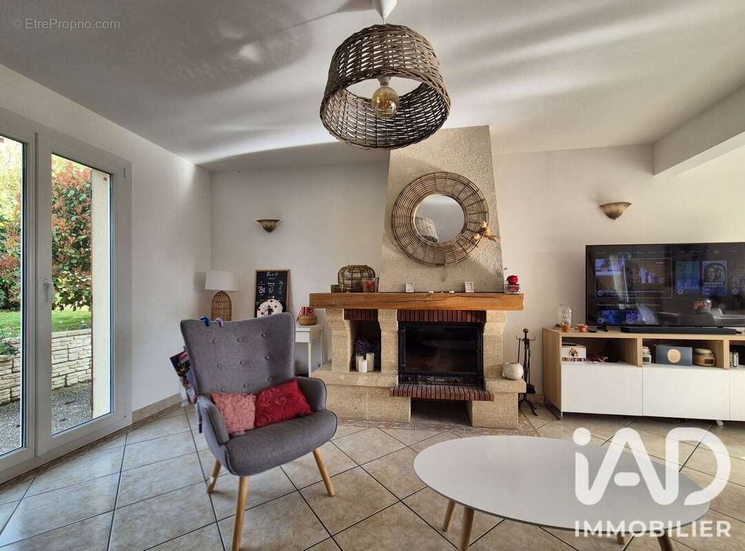 Maison 125 m² à Mezieres-En-Drouais  - photo 3