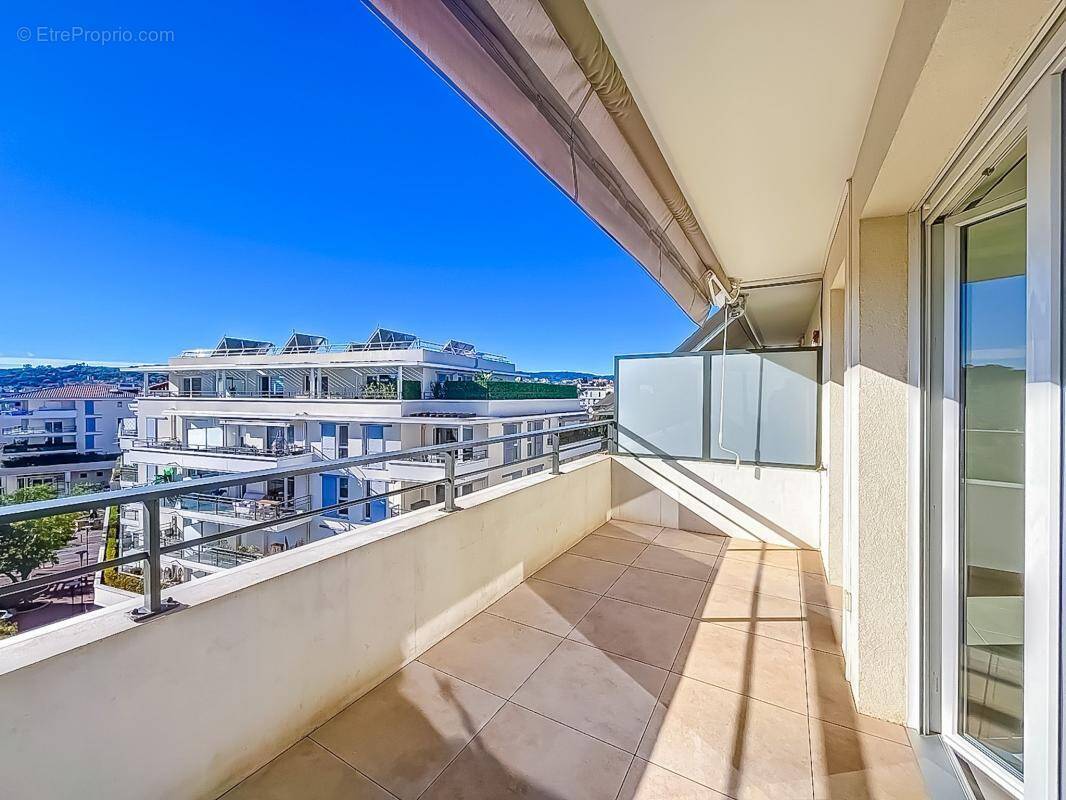 Photo Appartement à Le Cannet au prix de 350 000€
