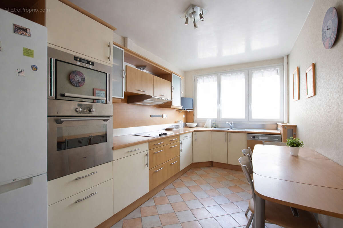 Appartement à MONTROUGE