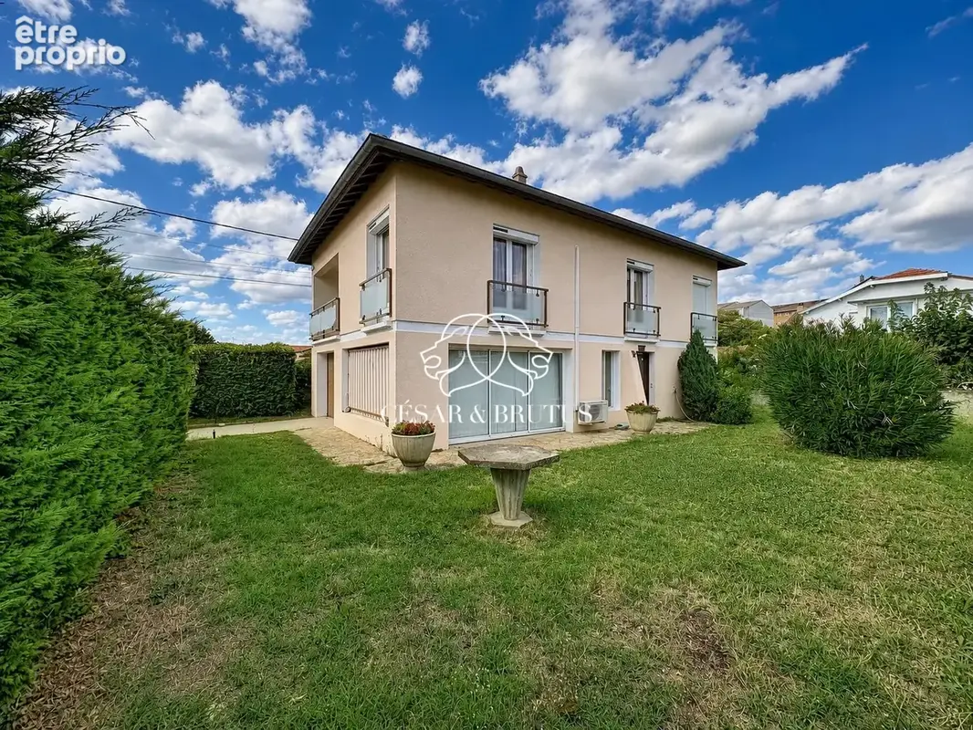 Maison à LE PEAGE-DE-ROUSSILLON