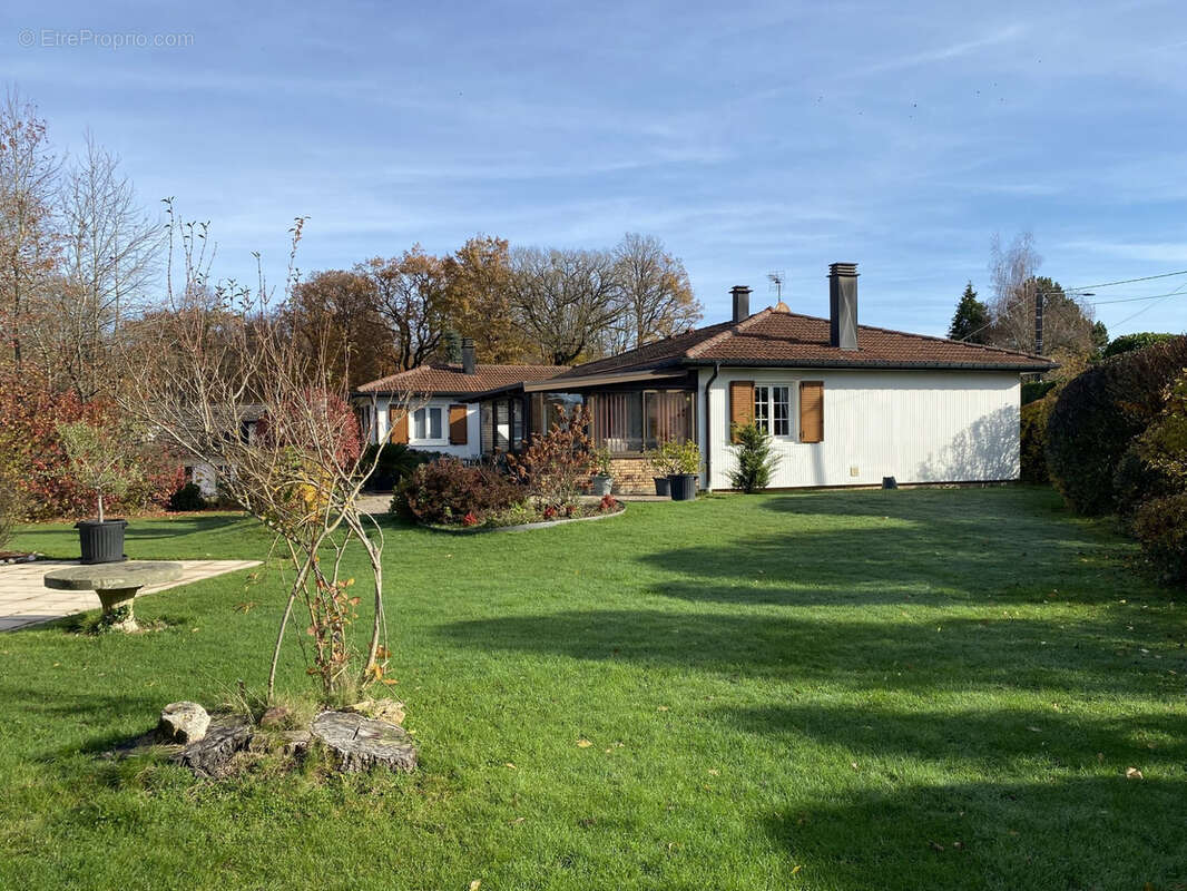 Maison à SANCHEY