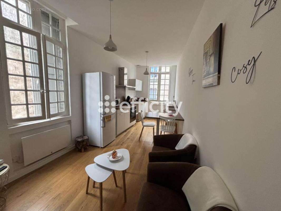 Appartement à PEZENAS