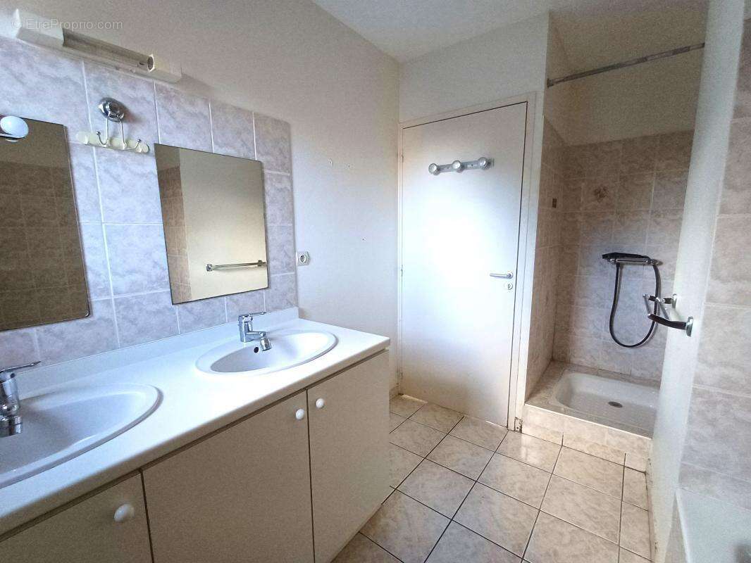 Appartement à SAINT-GILLES