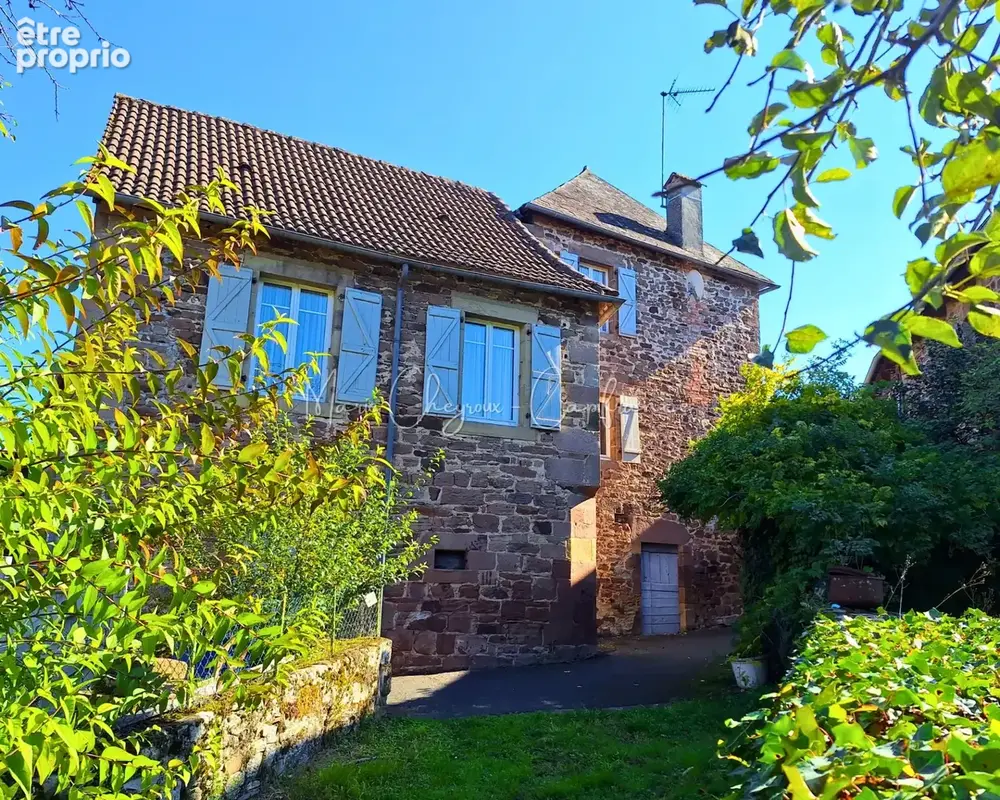 Maison de caractère en pierres – LE PESCHER (19) - photo 10