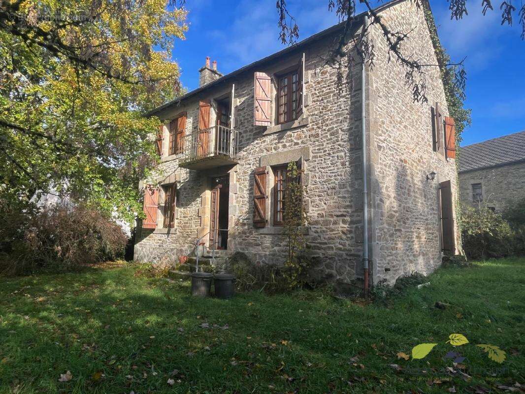 Maison à MADRANGES