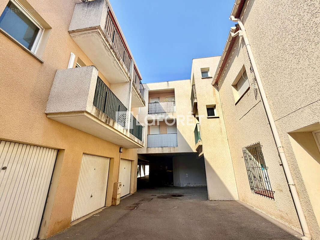 Appartement Elne 2 pièce(s) 49.15 m2 + garage fermé - photo 15