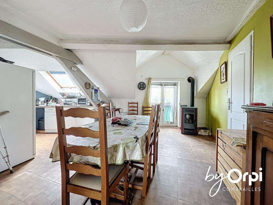 Maison à COMMENTRY