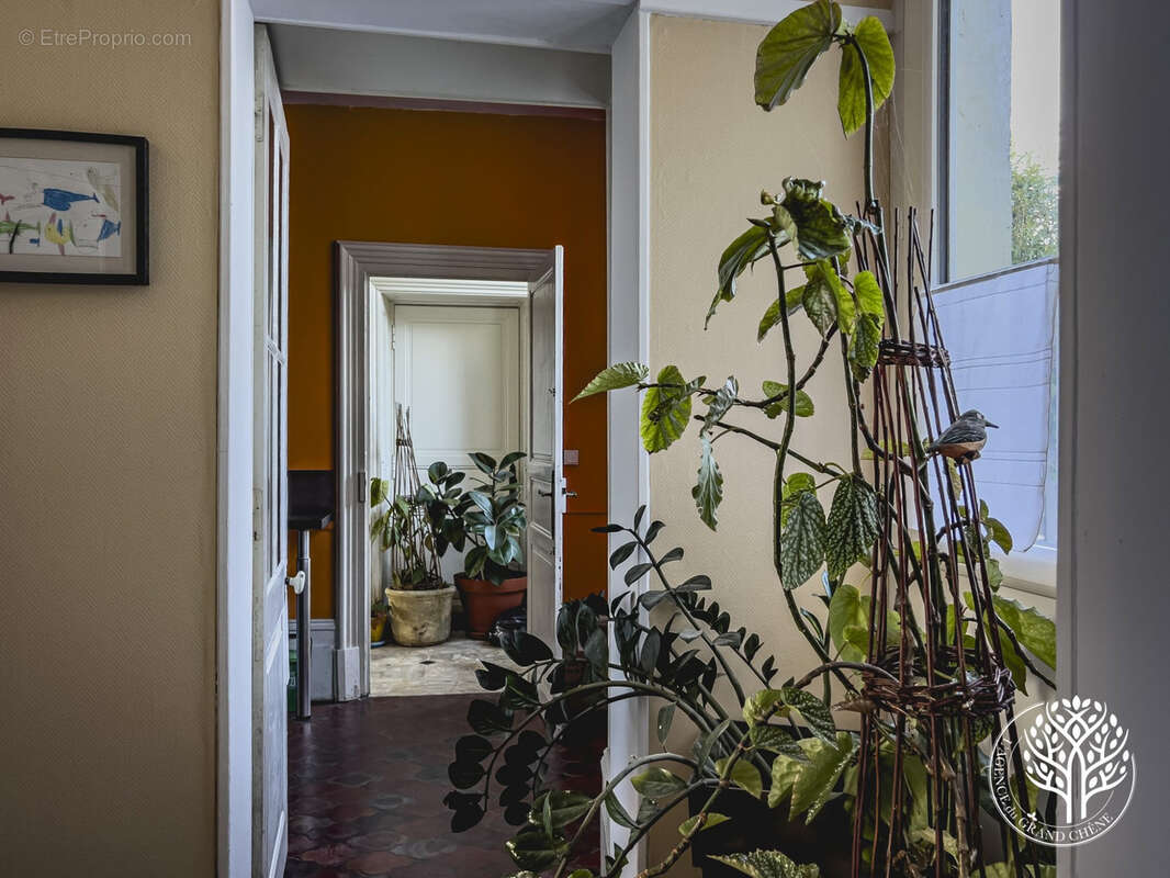 Maison à TONNAY-CHARENTE