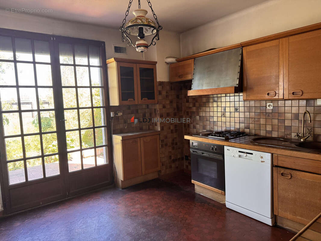 Maison 134 m² à Perpignan  - photo 7
