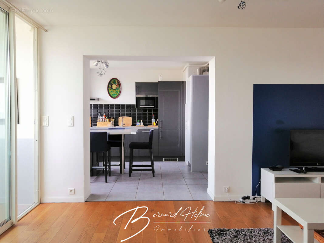 Appartement à MARSEILLE-9E