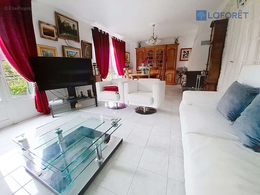 Maison à LAGNY-SUR-MARNE